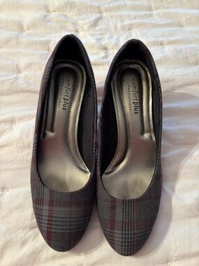 Payless Comfort Plus plaid heels WW